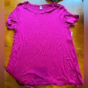 Plum old navy short sleeve luxe T-shirt size Large.